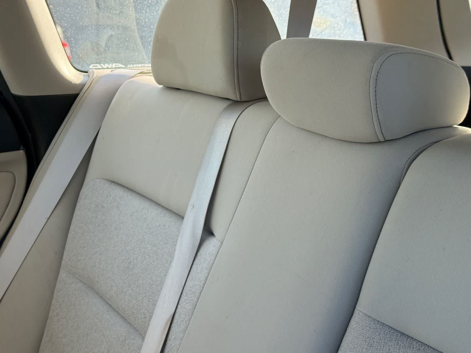 Used 2009 Subaru Outback 2.5i AWD/4WD image 9