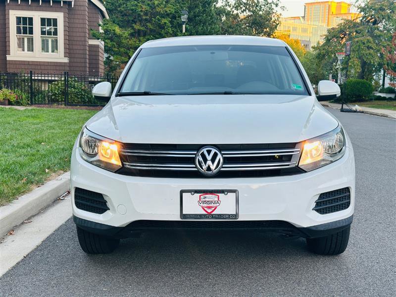 Used 2018 Volkswagen Tiguan Limited image 3
