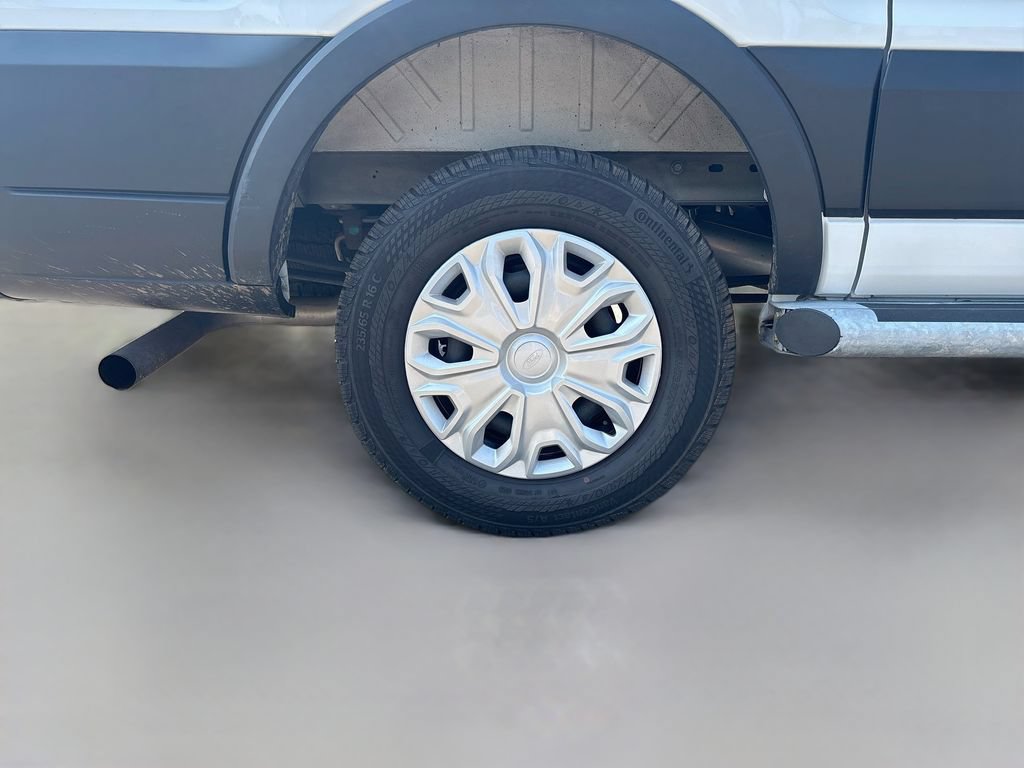 Used 2025 Ford Transit 250 Low Roof w/ Exterior Upgrade Package RWD image 13