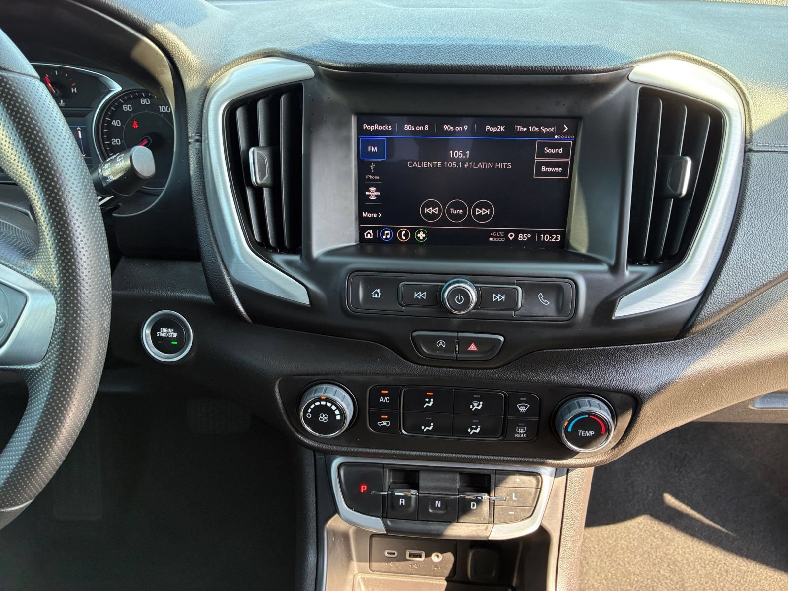 Used 2024 GMC Terrain SLE FWD image 16