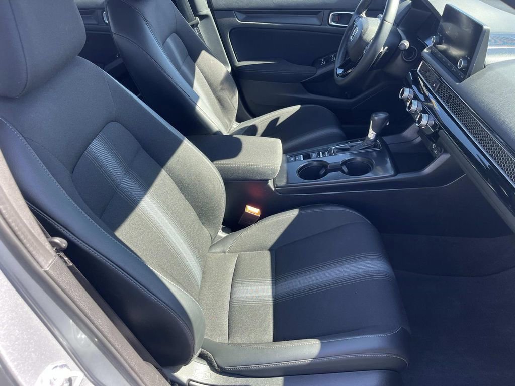 Used 2023 Honda Civic Sport image 30
