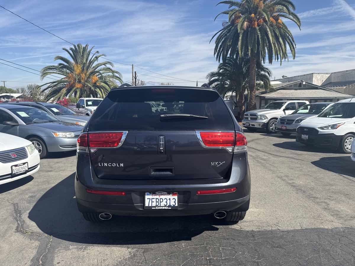 Used 2014 Lincoln MKX w/ Equipment Group 101A image 17