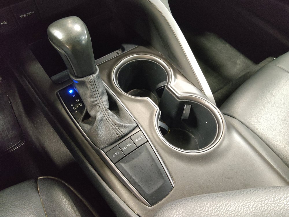 Used 2023 Toyota Camry SE FWD image 26
