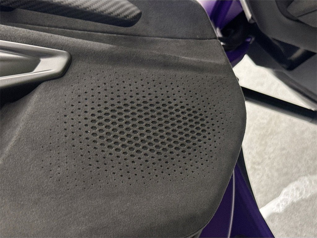 Used 2024 Lamborghini Revuelto image 18