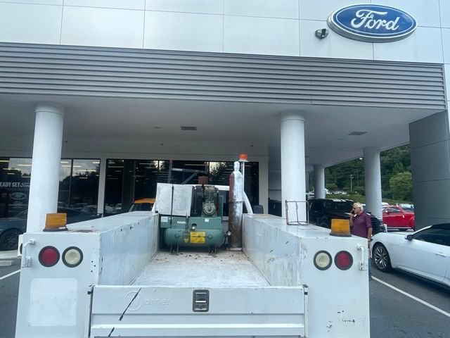 Used 2016 Ford F550 Luxury RWD image 7