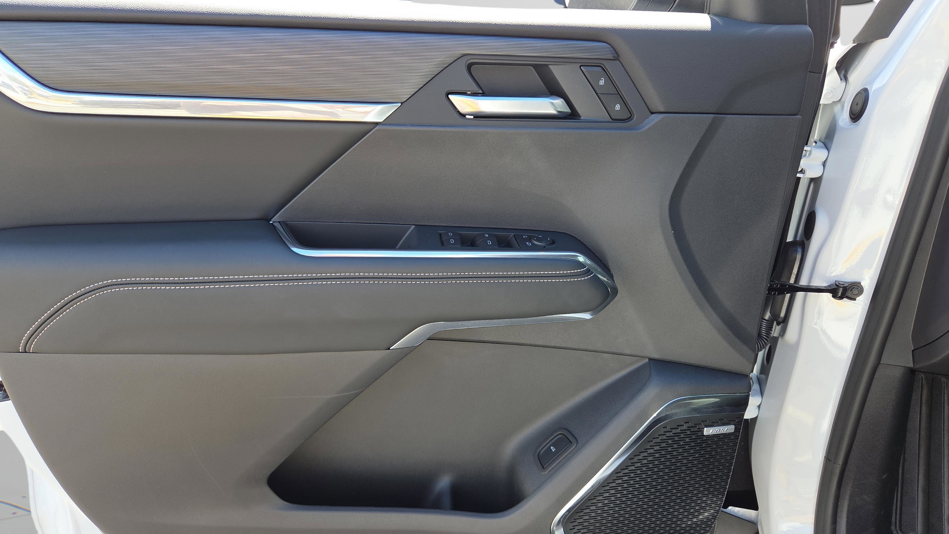 New 2026 GMC Acadia Elevation w/ Black Edition FWD image 24