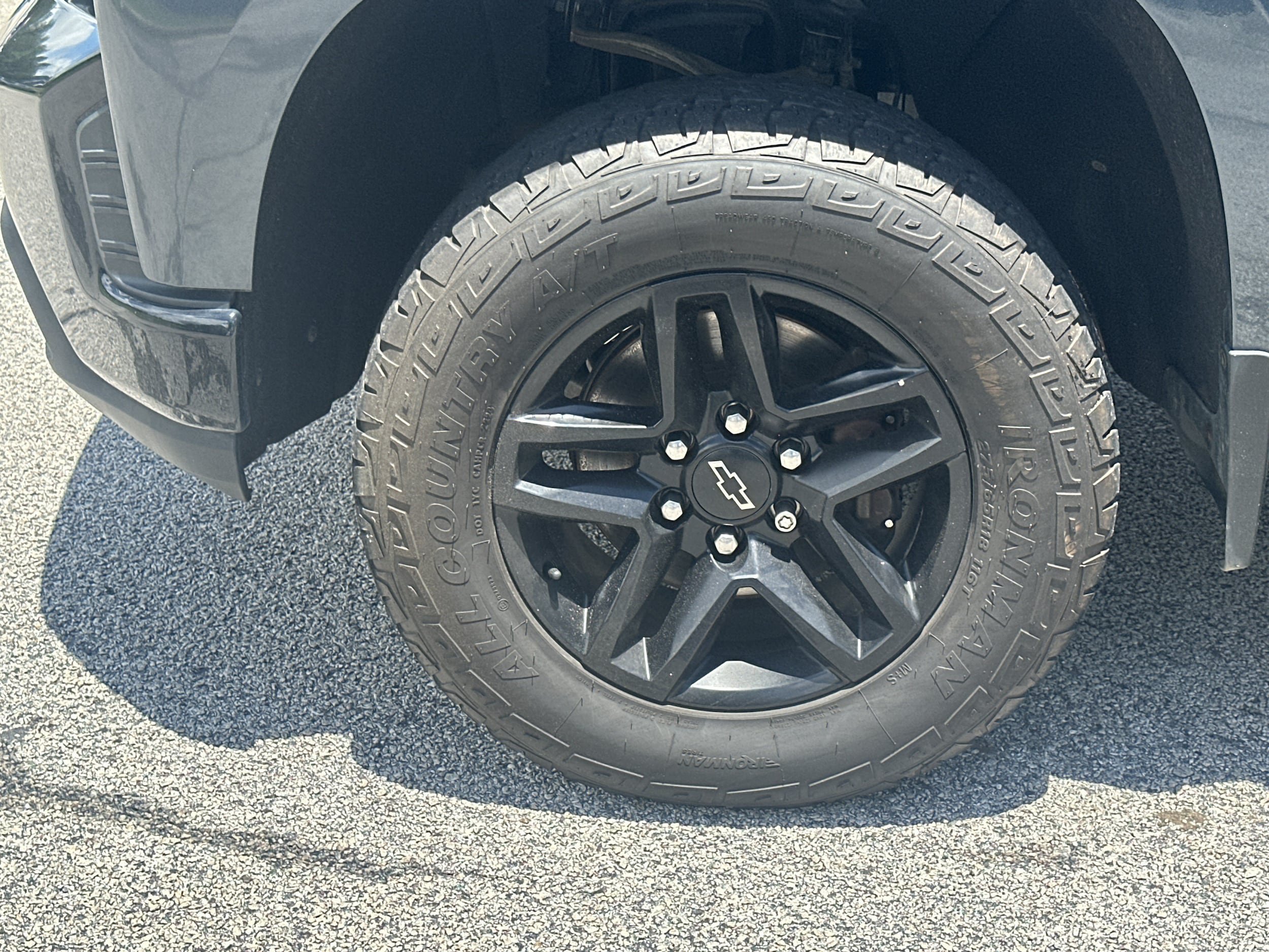 Used 2020 Chevrolet Silverado 1500 Custom Trail Boss w/ Custom Convenience Package AWD/4WD image 11