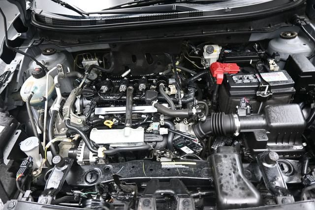 Used 2023 Nissan Kicks SR w/ SR Premium Package FWD image 31
