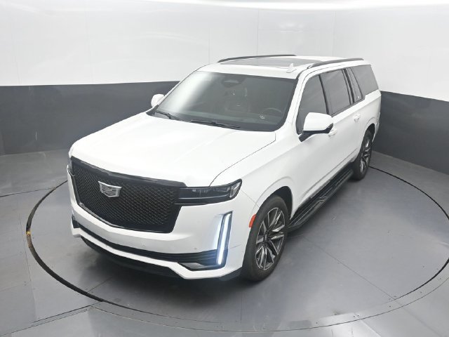 Used 2023 Cadillac Escalade ESV Sport Platinum w/ LPO, ONYX Package AWD/4WD image 2