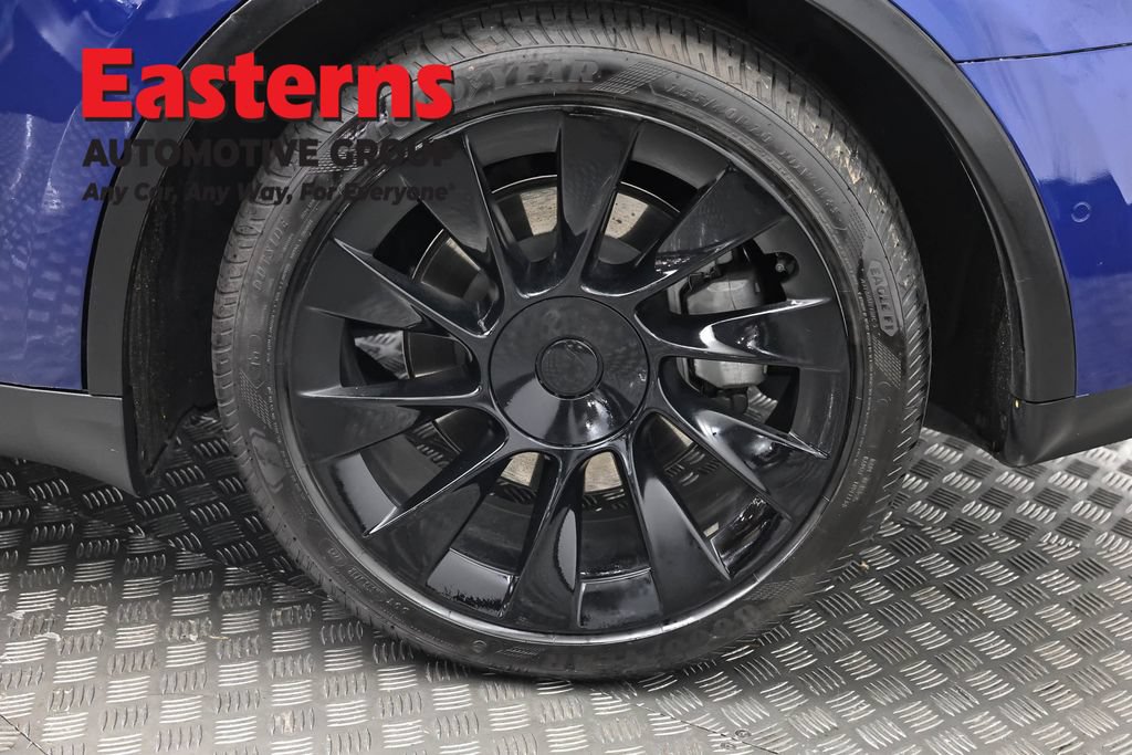 Used 2021 Tesla Model Y Long Range AWD/4WD image 27