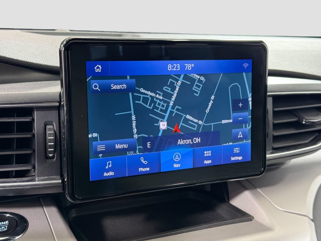 Used 2023 Ford Explorer XLT w/ Equipment Group 202A AWD/4WD image 15