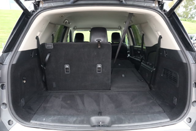 Used 2024 Nissan Pathfinder SL AWD/4WD image 30