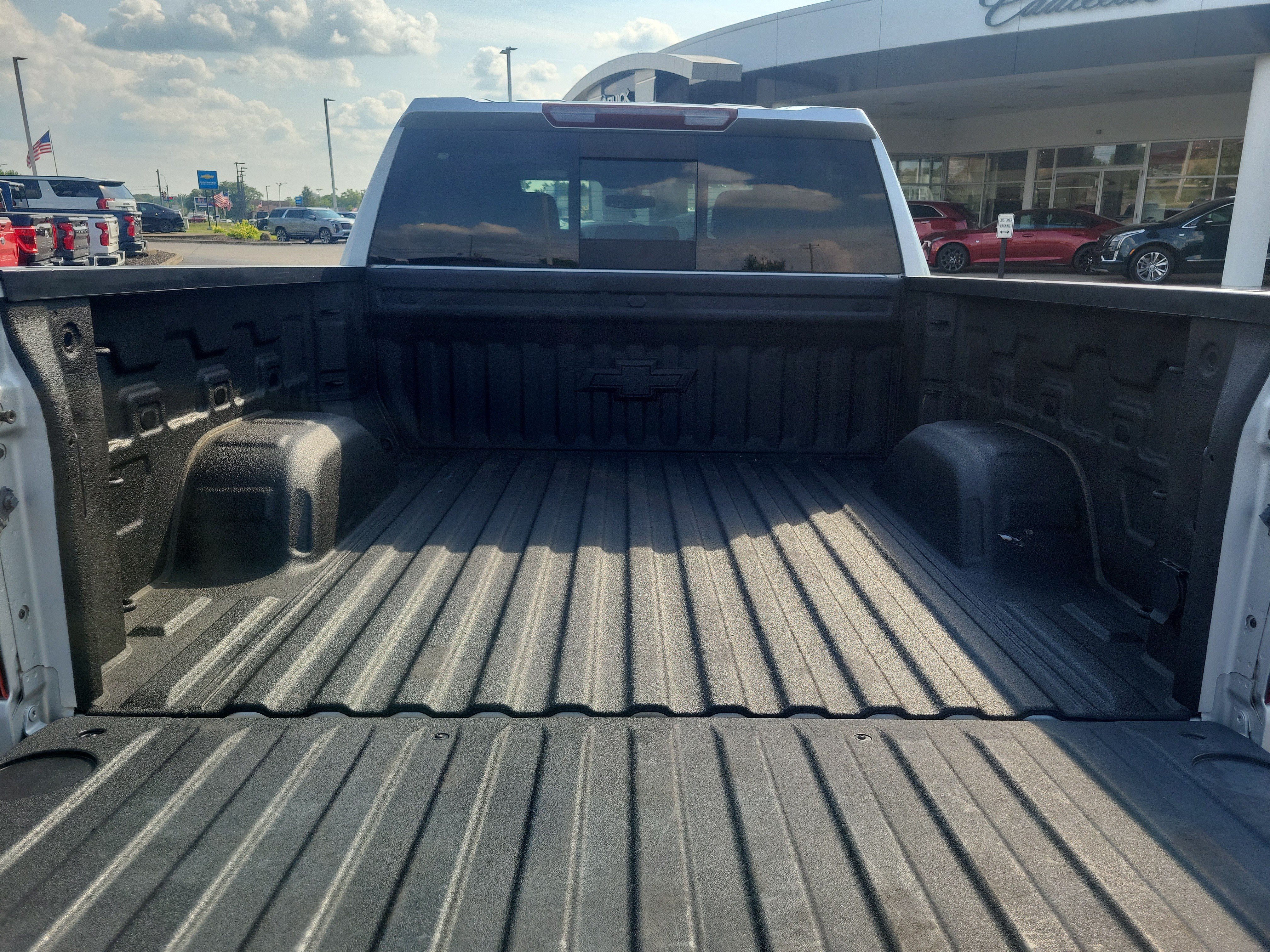 Used 2019 Chevrolet Silverado 1500 LT w/ All-Star Edition AWD/4WD image 9