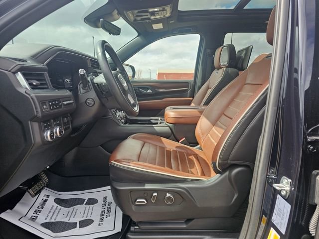 Used 2023 GMC Yukon Denali Ultimate w/ LPO, Floor Liner Package image 7