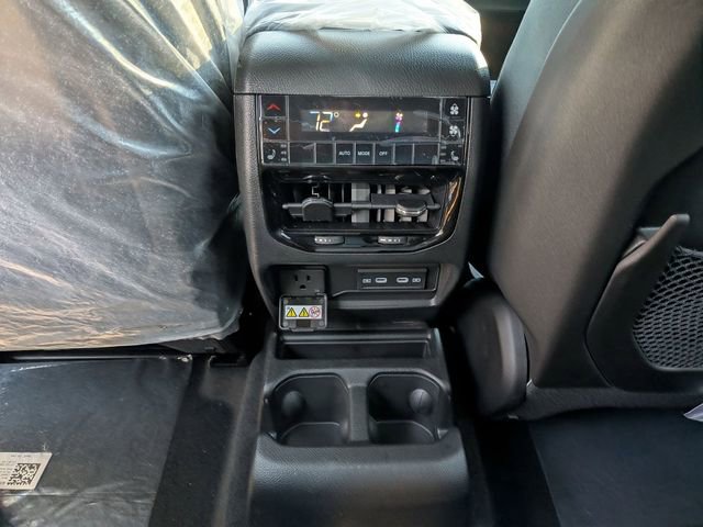 New 2026 Jeep Grand Cherokee L Limited image 15