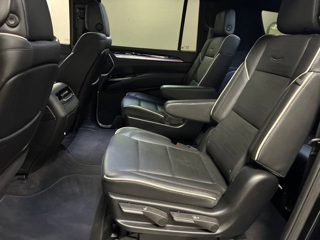 Certified 2025 Cadillac Escalade ESV Sport AWD/4WD image 26