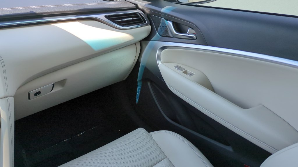 Used 2026 Genesis G70 2.5T RWD image 12