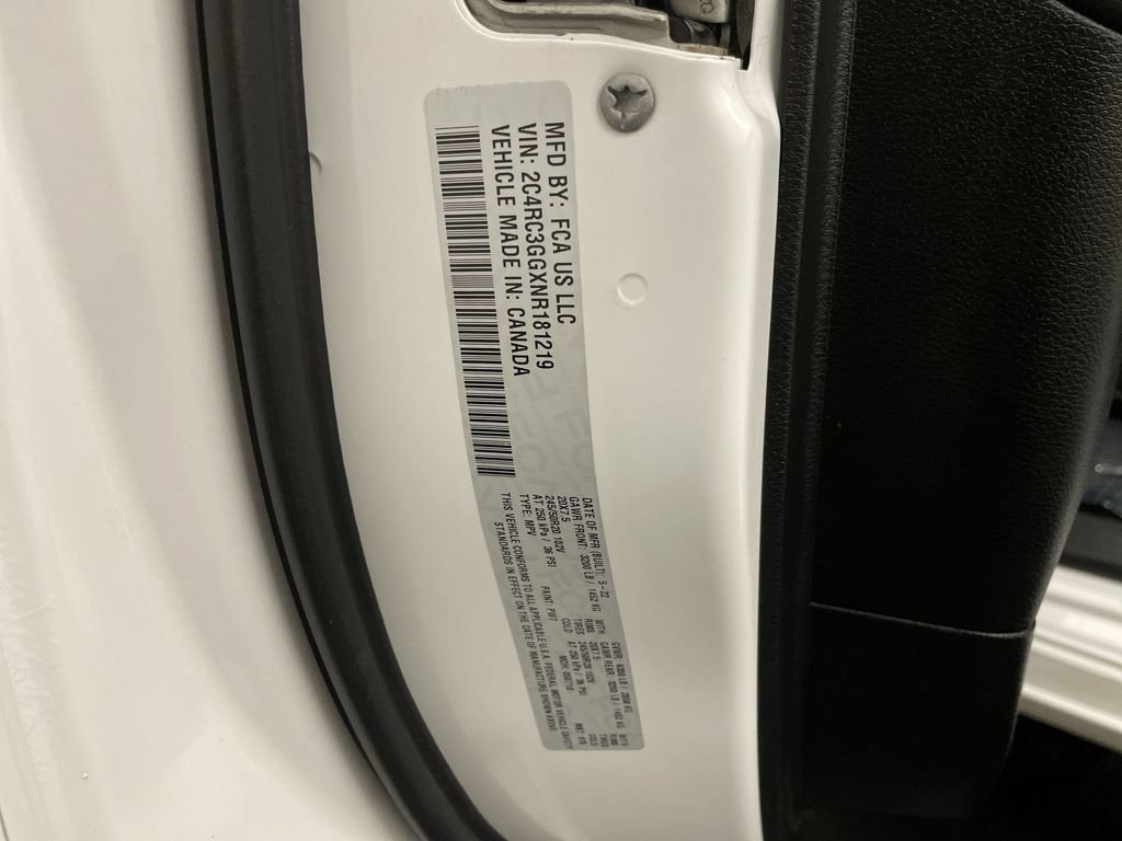 Used 2022 Chrysler Pacifica Limited w/ S Appearance Package AWD/4WD image 29