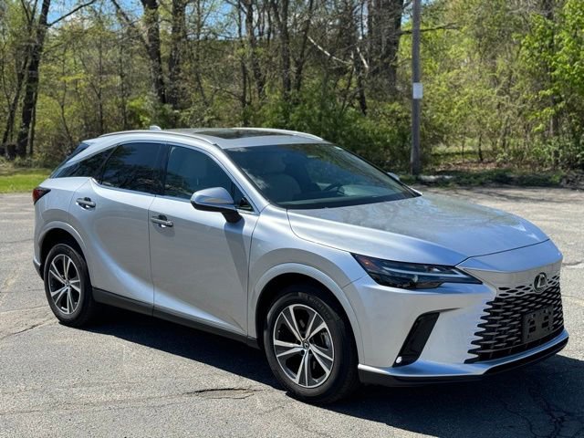 Used 2025 Lexus RX 350 Premium w/ Accessory Package AWD/4WD image 3