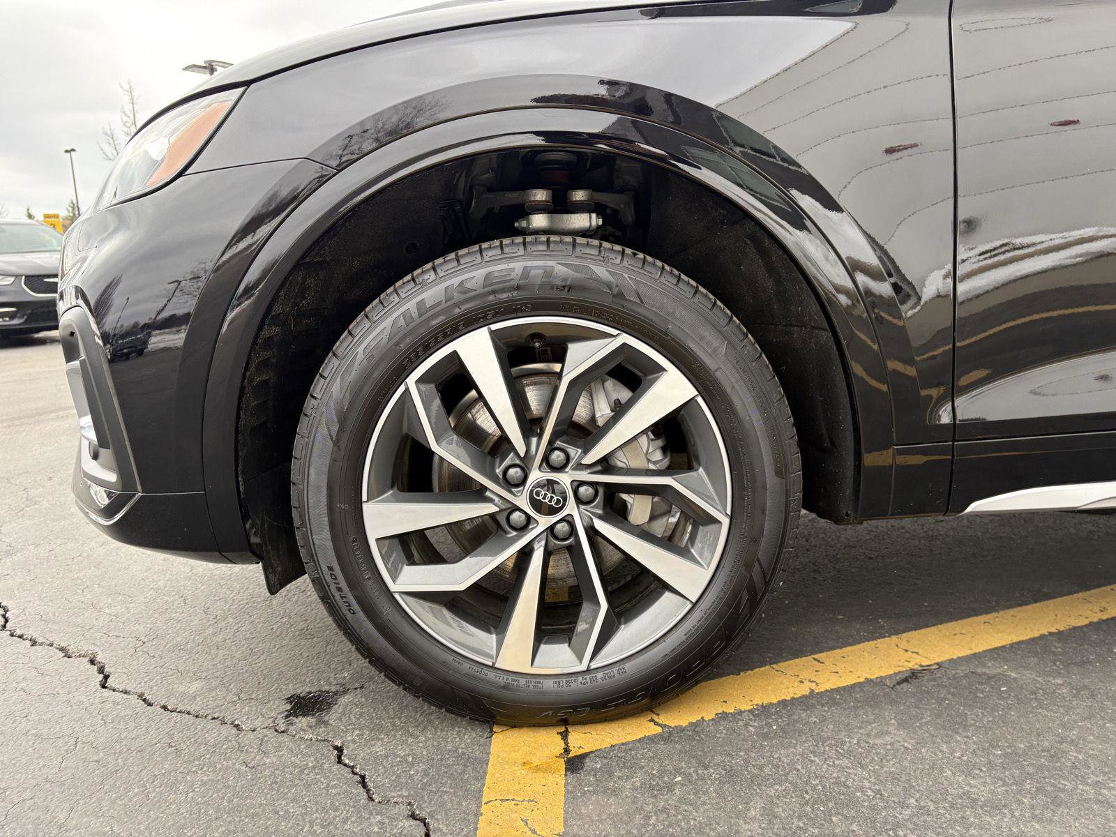 Used 2021 Audi Q5 Premium w/ Convenience Package image 26