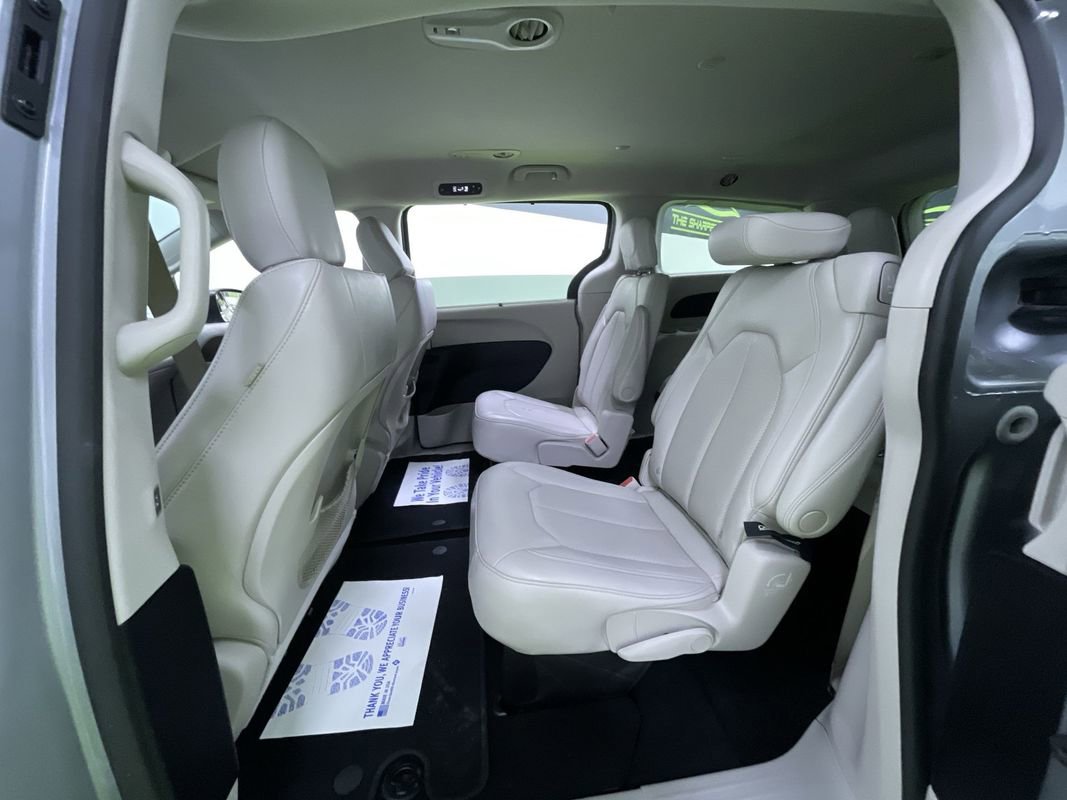 Used 2021 Chrysler Voyager Lxi image 25