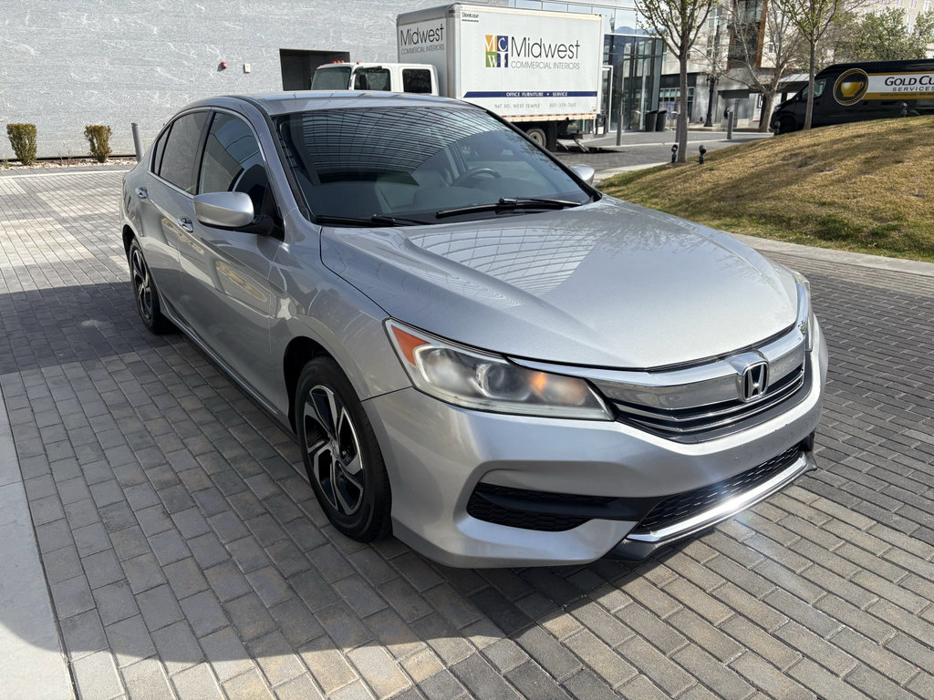 Used 2017 Honda Accord LX image 5