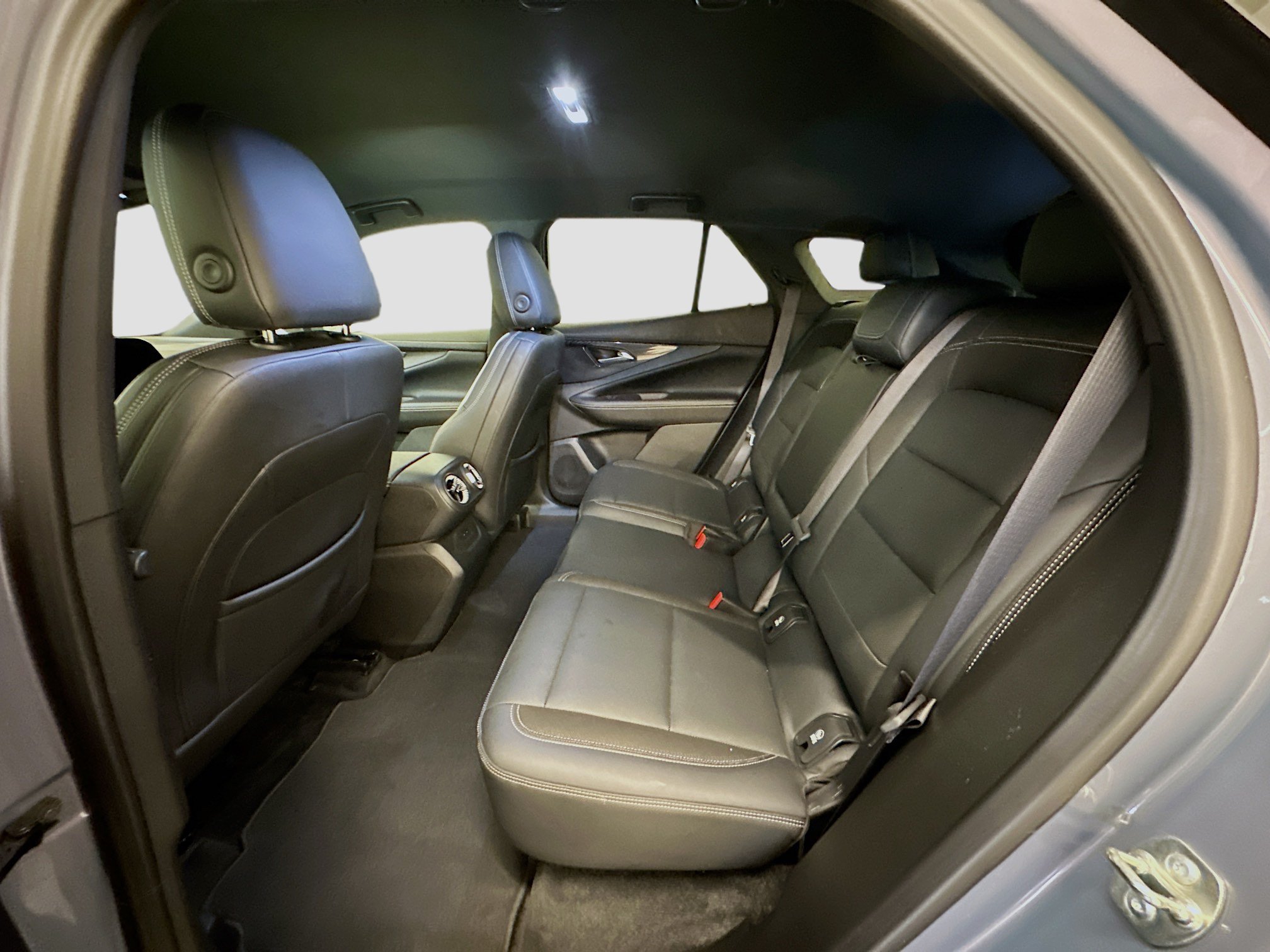 Used 2024 Chevrolet Blazer EV LT AWD/4WD image 29