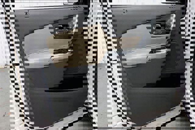 Used 2013 Ford Edge SEL image 20