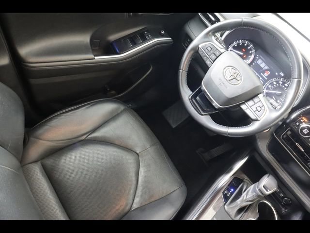 Used 2021 Toyota Highlander Limited image 17