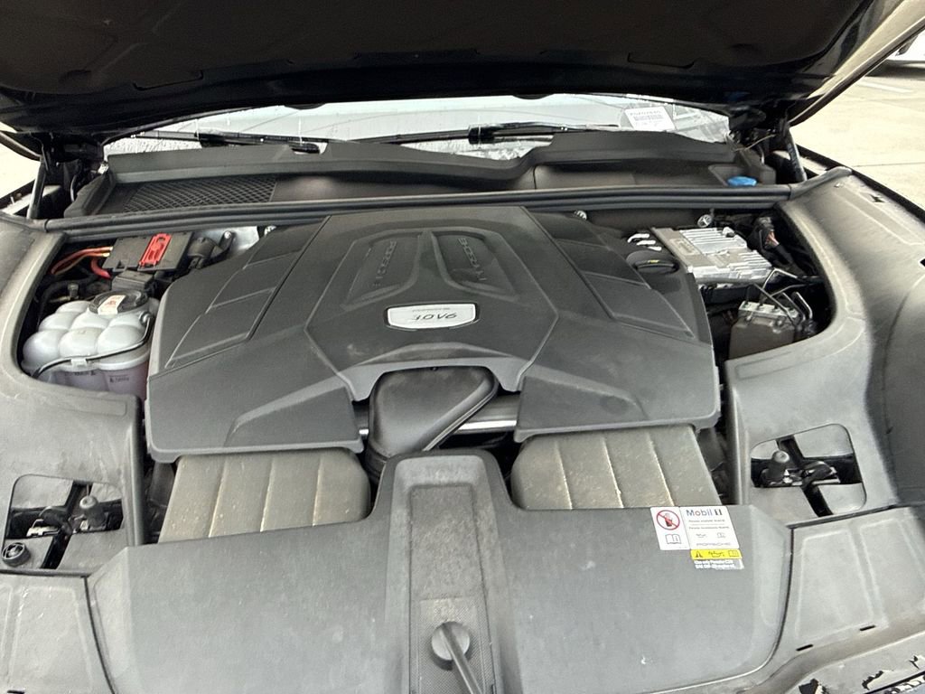 Used 2023 Porsche Cayenne image 14