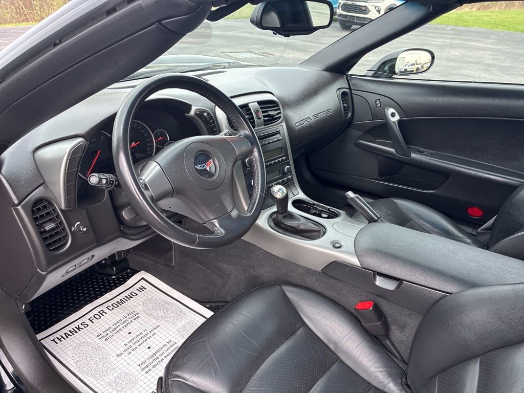 Used 2007 Chevrolet Corvette Coupe w/ Preferred Equipment Group RWD image 5