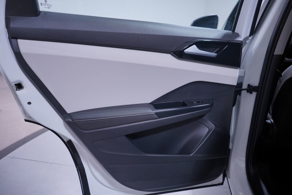 Used 2025 Volkswagen Taos S FWD image 14