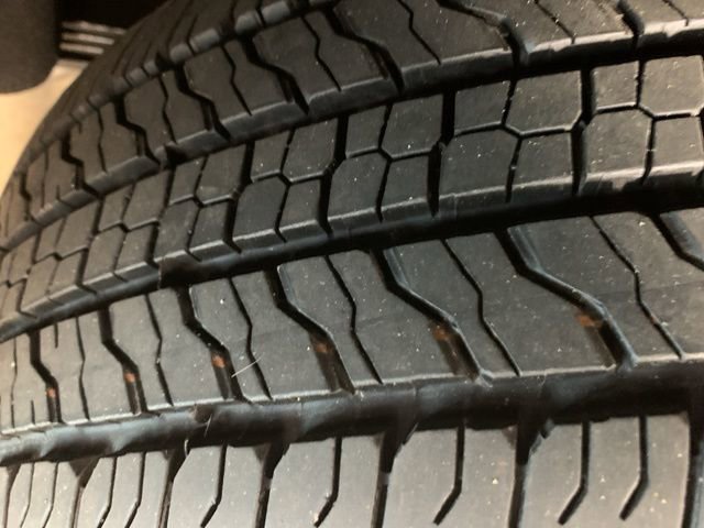 Used 2024 Chevrolet Colorado LT w/ LT Convenience Package III image 38