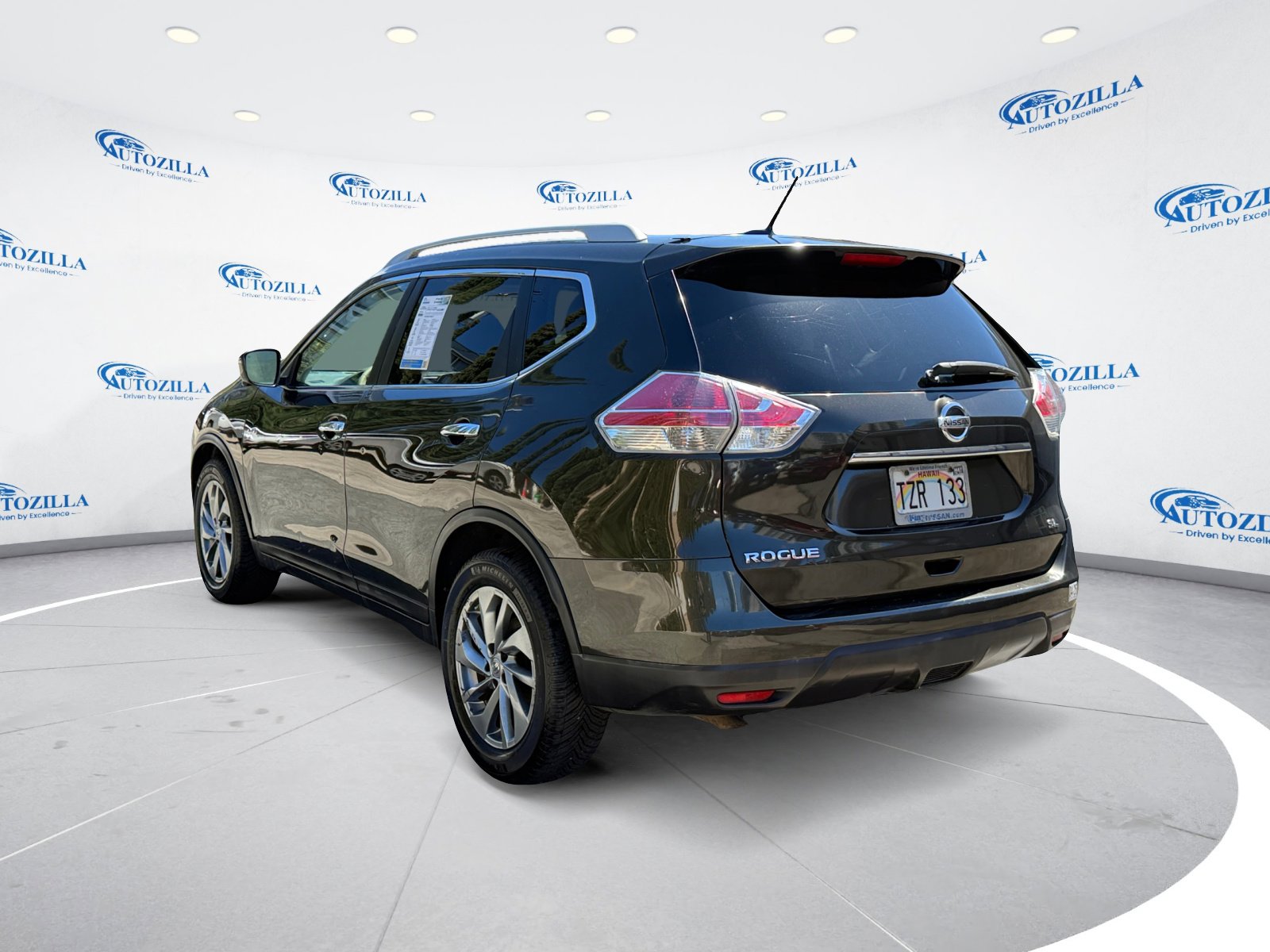 Used 2015 Nissan Rogue SL image 3