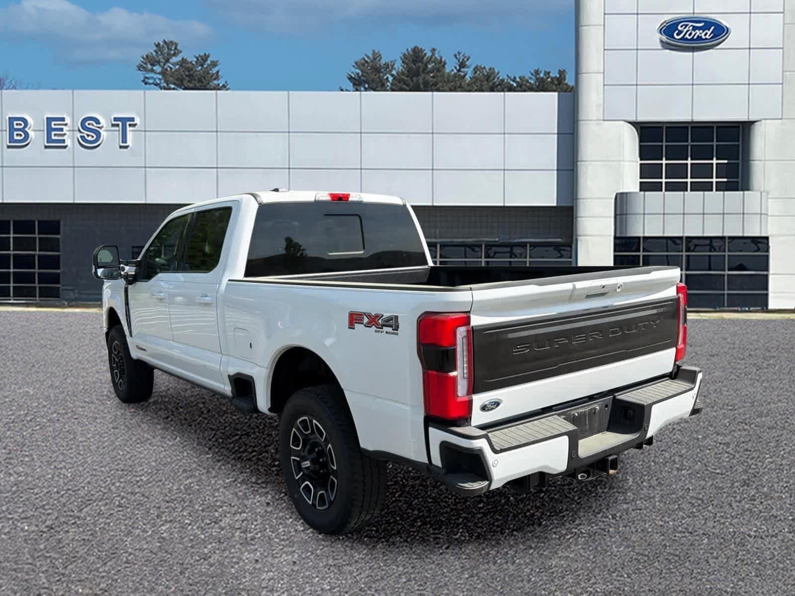 Used 2026 Ford F350 Platinum w/ FX4 Off-Road Package AWD/4WD image 7