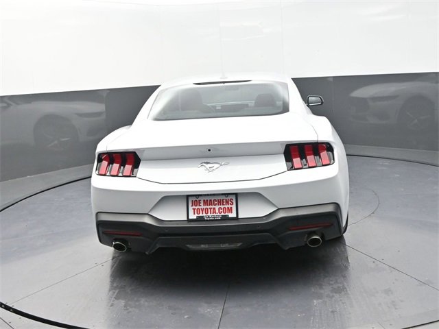 Used 2024 Ford Mustang Coupe image 6