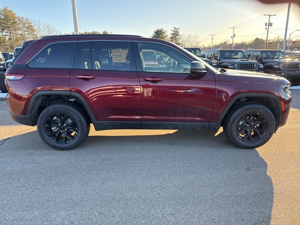 New 2026 Jeep Grand Cherokee Laredo image 6