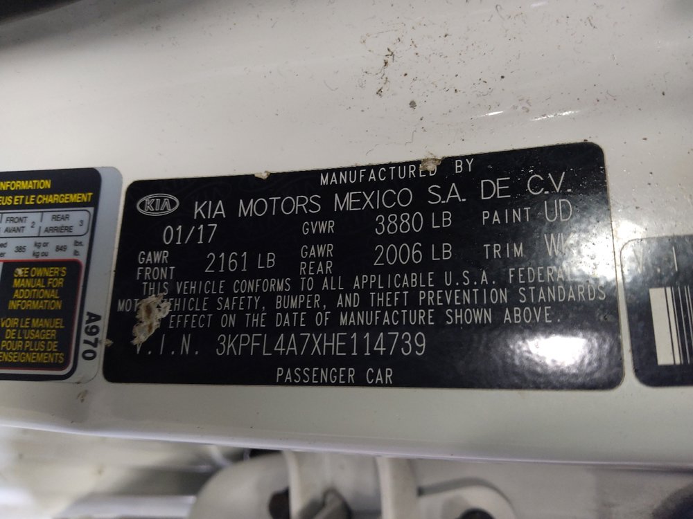 Used 2017 Kia Forte S image 33