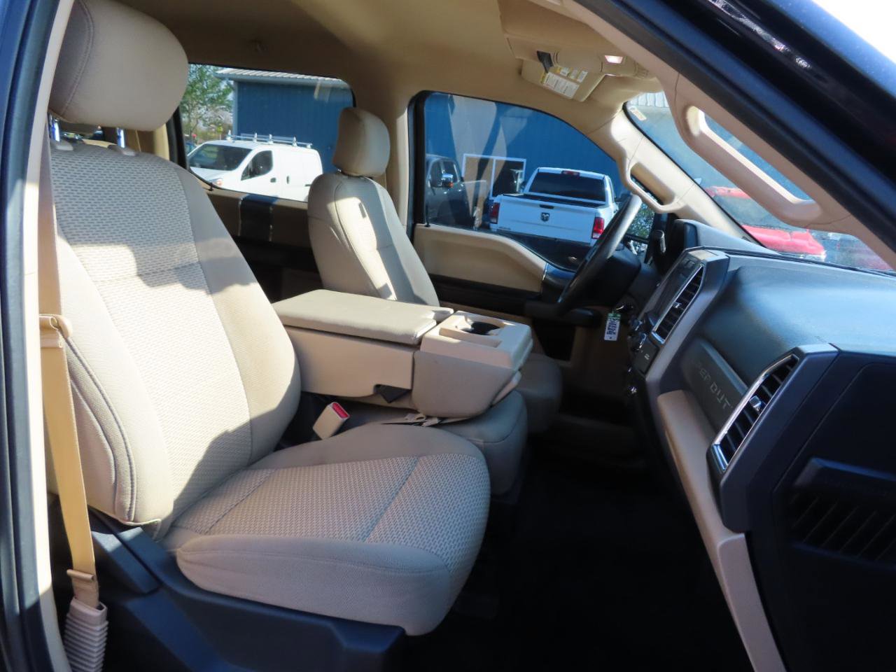 Used 2017 Ford F350 XLT w/ XLT Premium Package AWD/4WD image 50