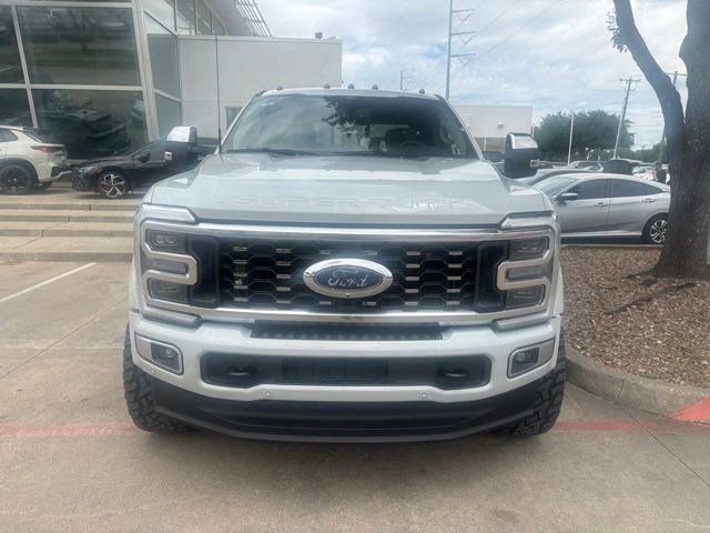 Used 2026 Ford F450 Platinum AWD/4WD image 2