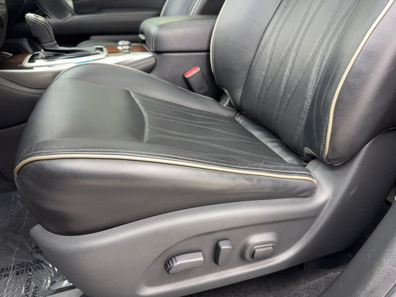 Used 2017 INFINITI QX60 FWD w/ Deluxe Technology Package image 35