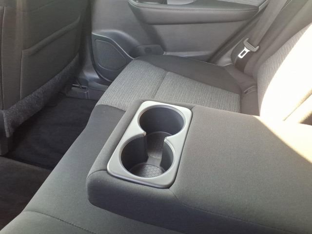 Used 2023 Nissan Rogue SV FWD image 8