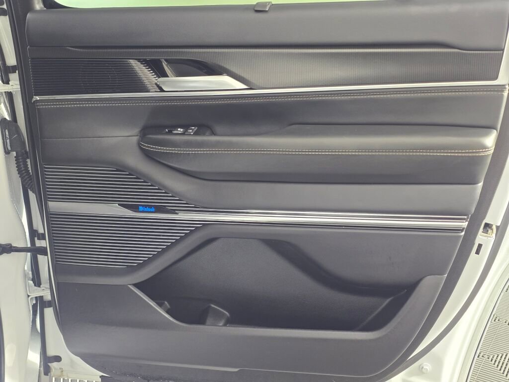 Used 2024 Jeep Grand Wagoneer Series II w/ Quick Order Packagew 28T image 47