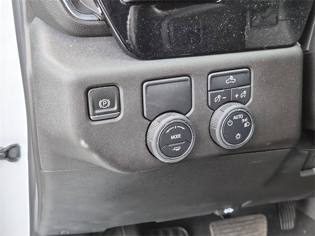 Used 2022 Chevrolet Silverado 1500 LT image 22