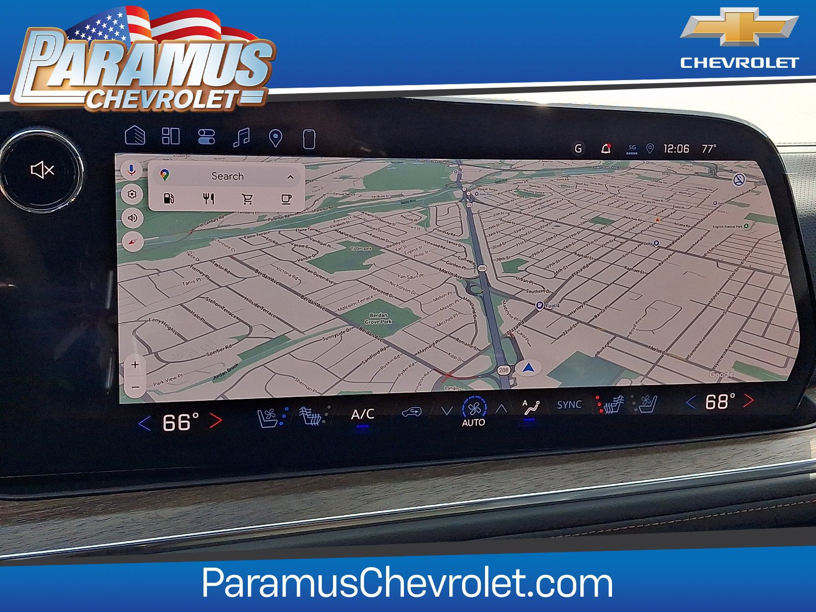 New 2026 Chevrolet Suburban High Country AWD/4WD image 13