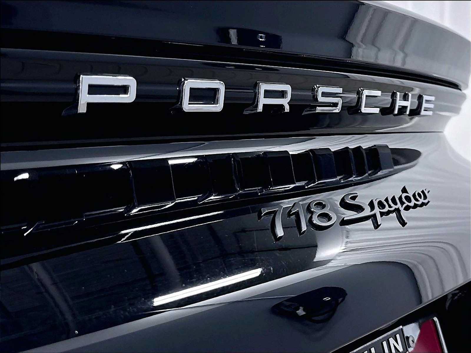 Used 2022 Porsche 718 Boxster Spyder RWD image 30