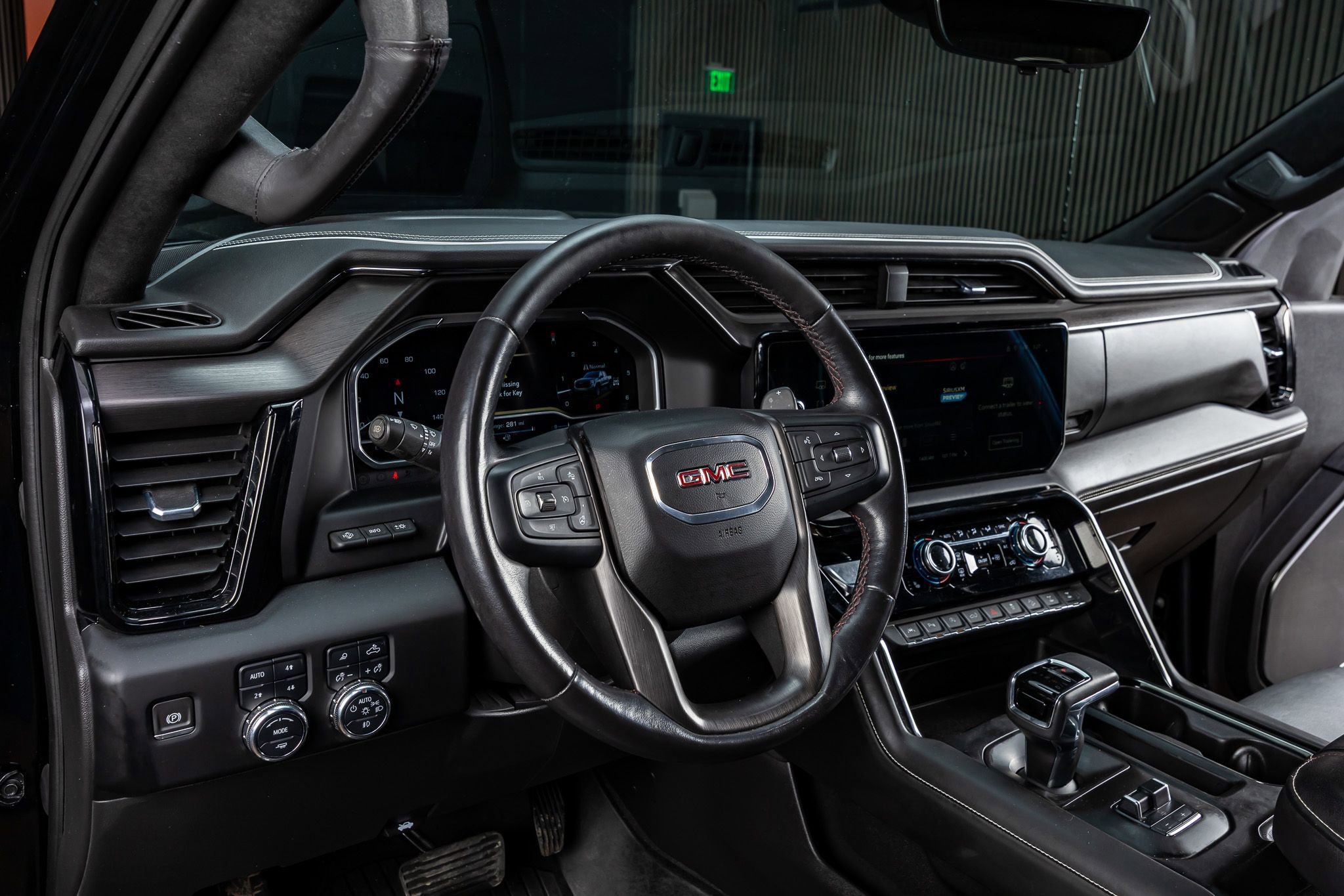 Used 2023 GMC Sierra 1500 AT4X w/ AT4X AEV Edition image 17