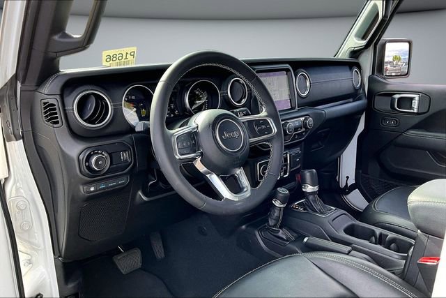 Used 2023 Jeep Wrangler Unlimited Sahara image 17