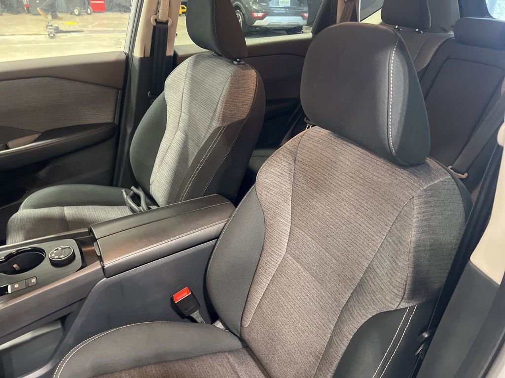 Certified 2023 Nissan Rogue SV image 5