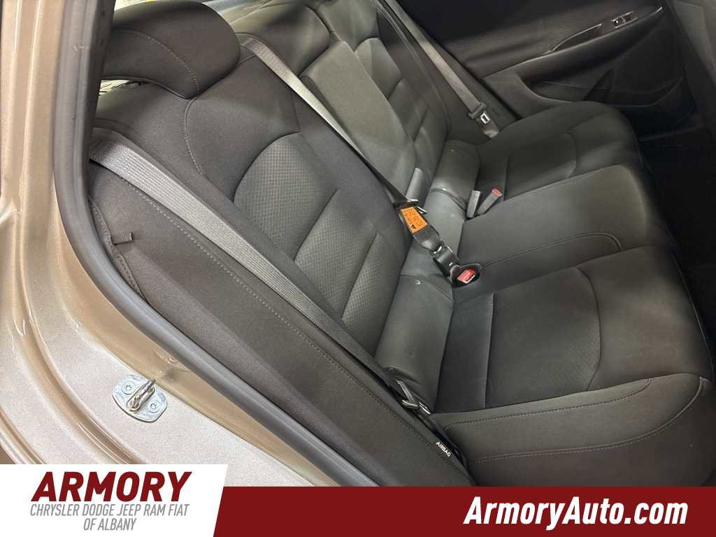 Used 2023 Chevrolet Malibu LT image 31